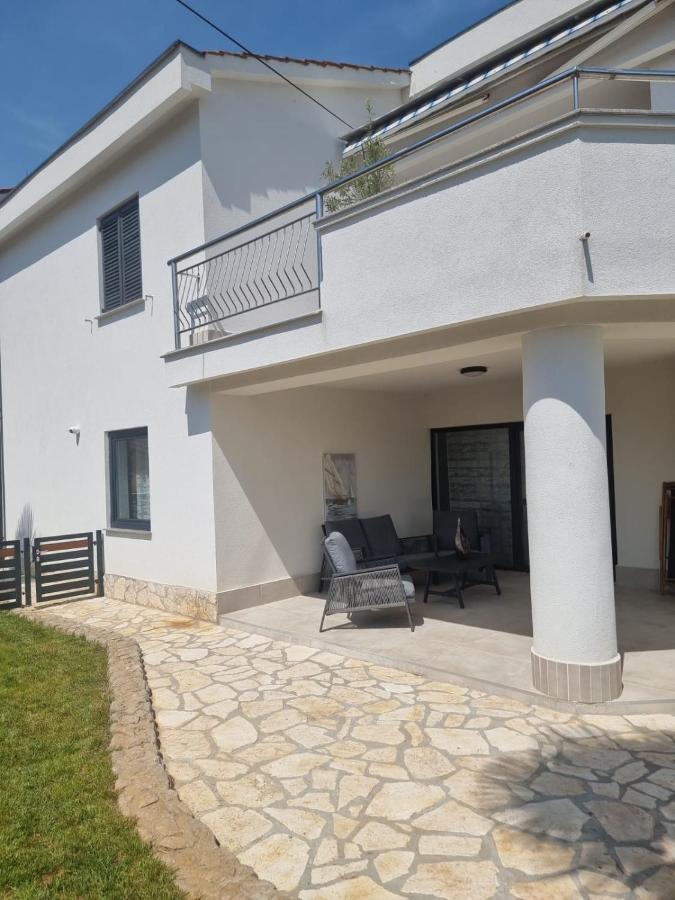 Villa Marta Porat  Exterior foto